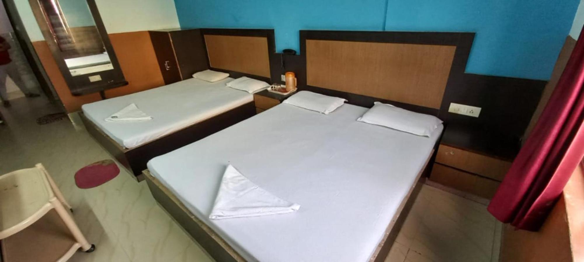 Hotel Samrat Palace Near Puri Sea Beach Best Choice Of Travellers By Morservices エクステリア 写真